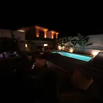 Villa Alacati'da Saunali Jakuzili Çeşme