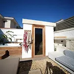 Alacati'da Saunali Jakuzili * Çeşme